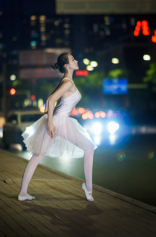 毕尔巴鄂竞技主场1-1战平塞维利亚，双方互有攻守，毕尔巴鄂对阵塞尔塔