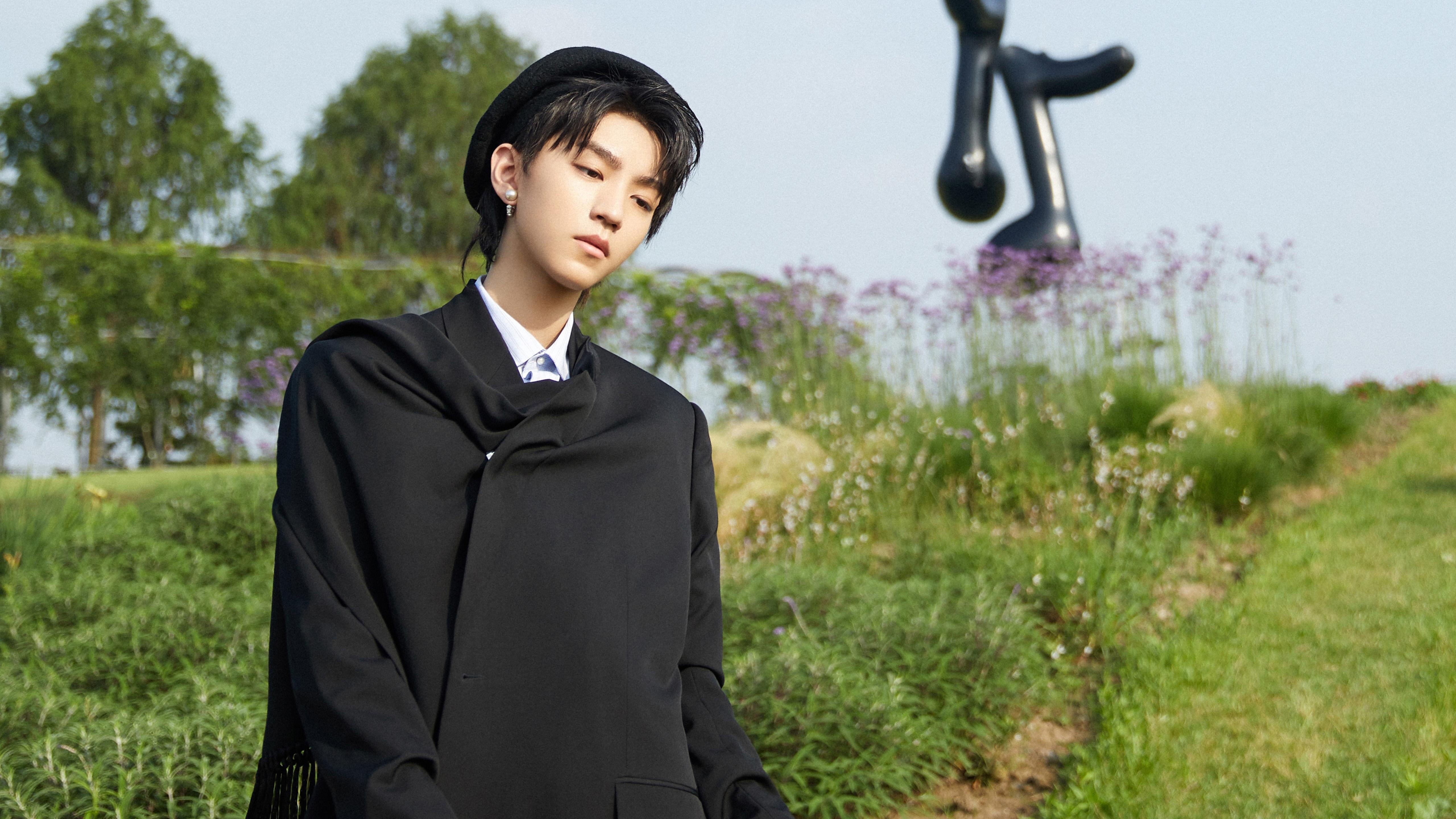 杨瀚森苦练低位脚步提升内线进攻多样性,2006年杨翰