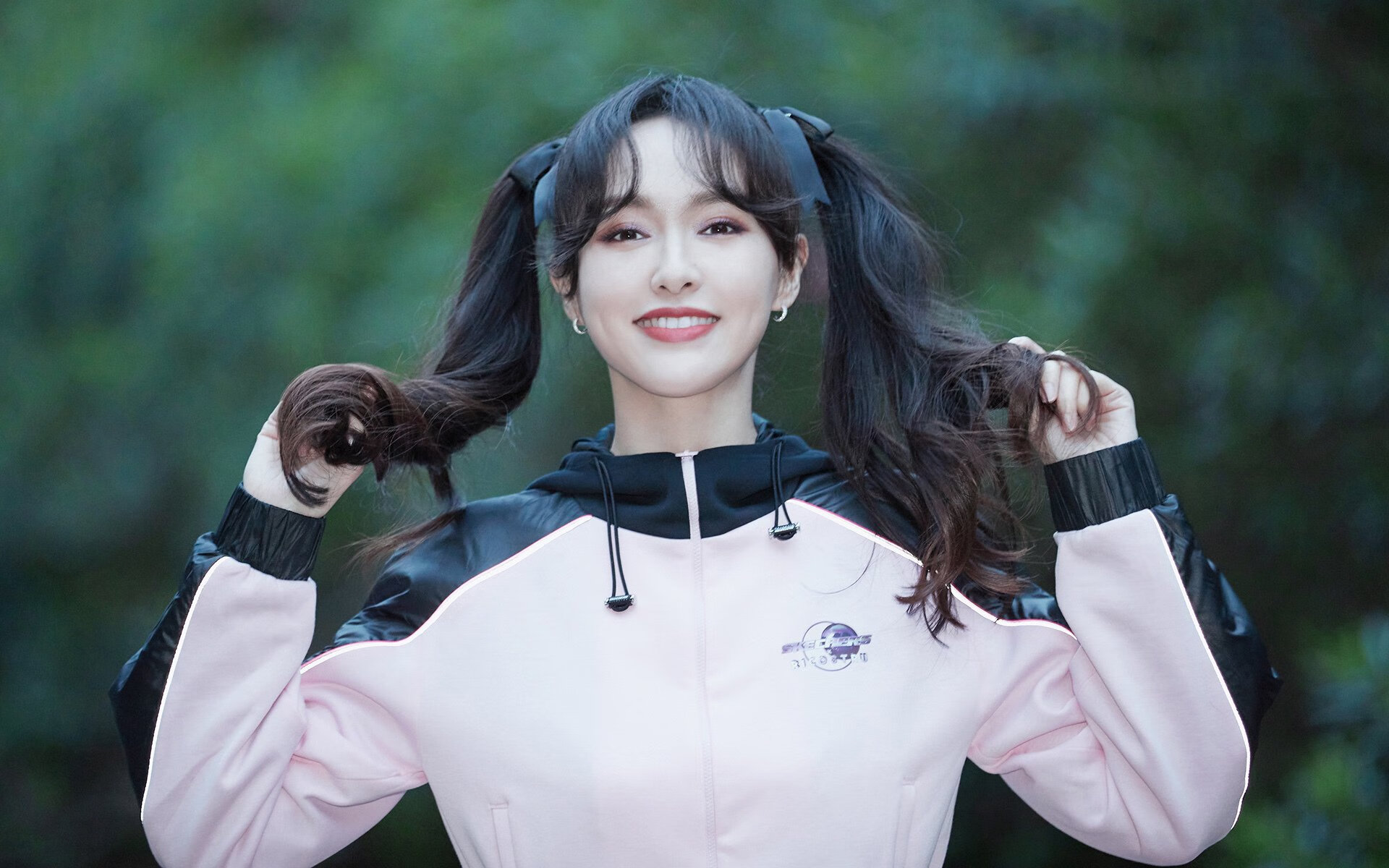 爱游戏娱乐平台-拜仁官宣签下英格兰中场新星，拜仁英格兰小将